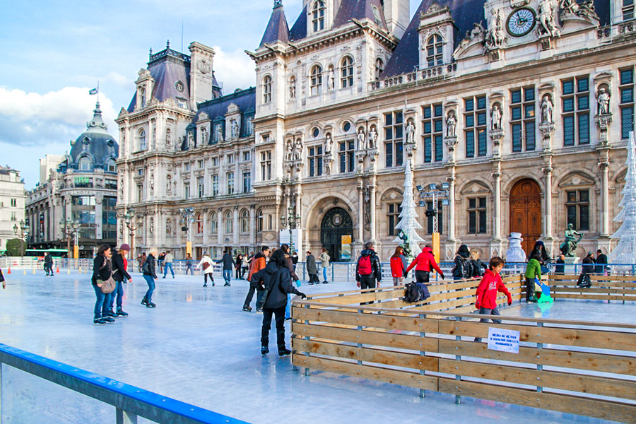 Schaatsen bij het Hotel de Ville winter in Parijs