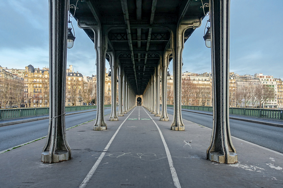 Pont de Bir-Hakeim Parijs Foto Eiffeltoren