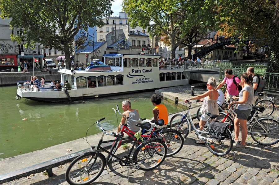 canal saint martin Parijs