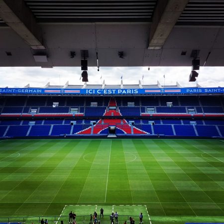 PSG Stadion bezoeken + Tour