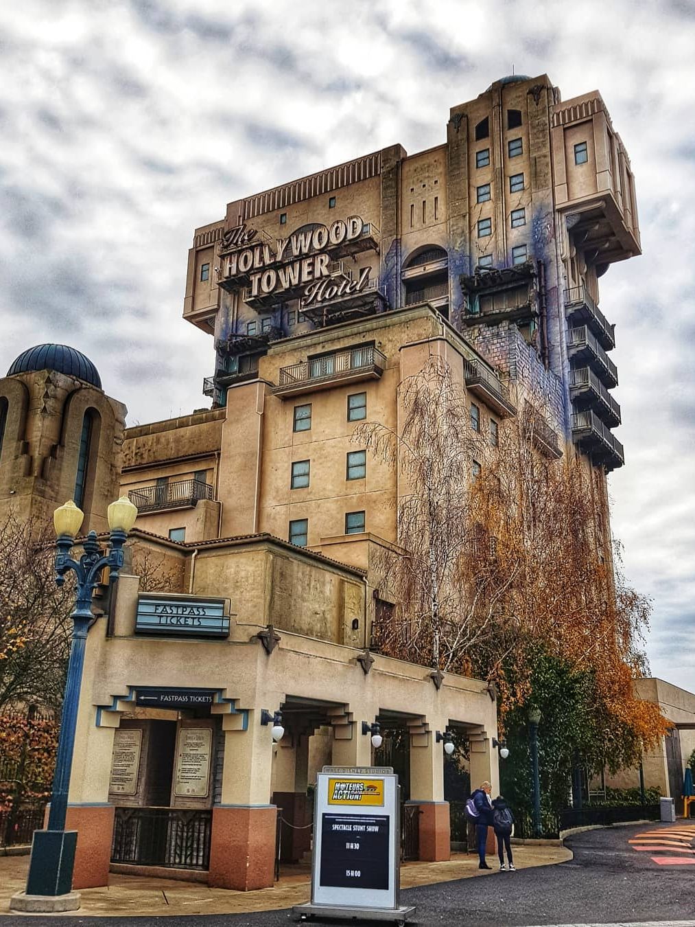 tower of terror attractie disneyland