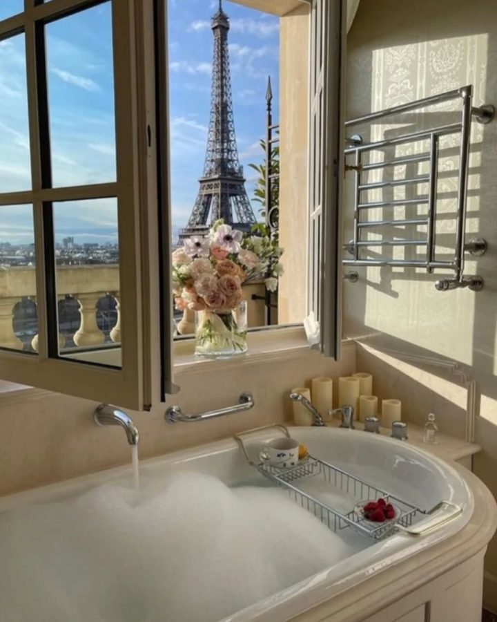Shangri-La Paris luxe hotel met uitzicht op de eiffeltoren
